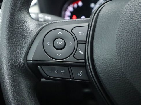 Used 2025 Toyota RAV4 XLE image 11