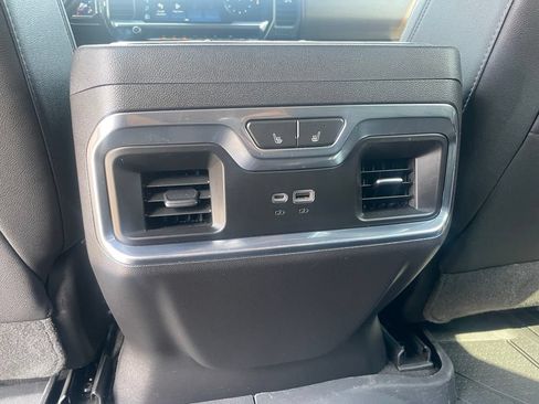 Used 2023 Chevrolet Silverado 1500 High Country w/ Technology Package AWD/4WD image 49