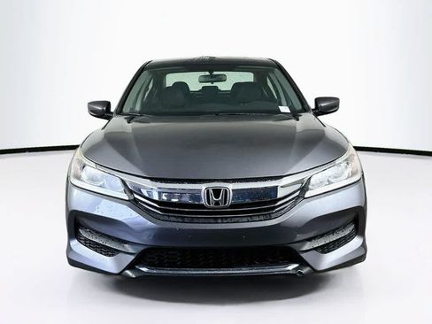 Used 2017 Honda Accord LX image 6