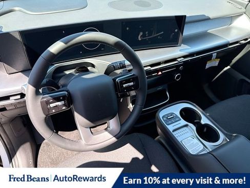 New 2026 Hyundai Ioniq 9 SE image 6