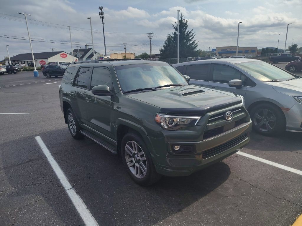Used 2022 Toyota 4Runner TRD Sport AWD/4WD image 8