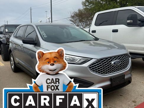 Used 2024 Ford Edge SE image 2