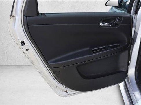 Used 2014 Chevrolet Impala Limited LS FWD image 19