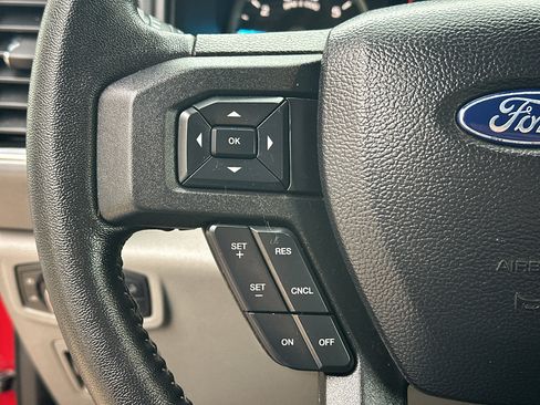 Used 2020 Ford F150 XLT w/ Equipment Group 302A Luxury AWD/4WD image 15