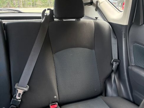 Used 2014 Nissan Versa Note SV FWD image 29