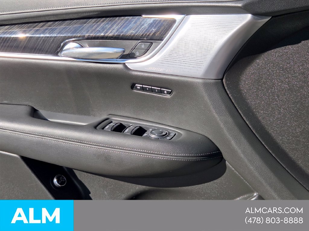 Used 2022 Cadillac XT6 Premium Luxury FWD image 33