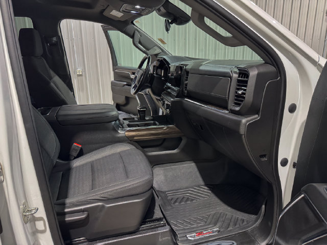 Used 2023 Chevrolet Silverado 1500 RST w/ Z71 Off-Road Package AWD/4WD image 24