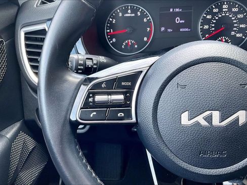 Used 2023 Kia Seltos S FWD image 17