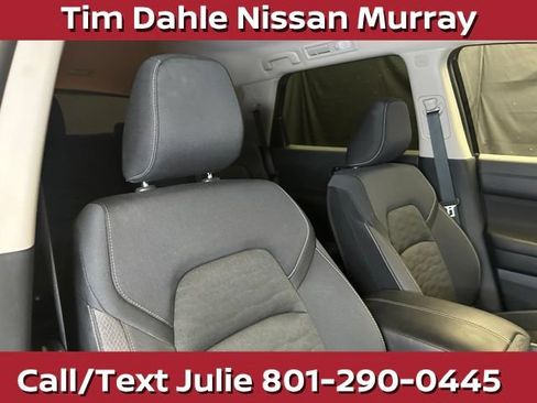 Used 2025 Nissan Pathfinder SV AWD/4WD image 16