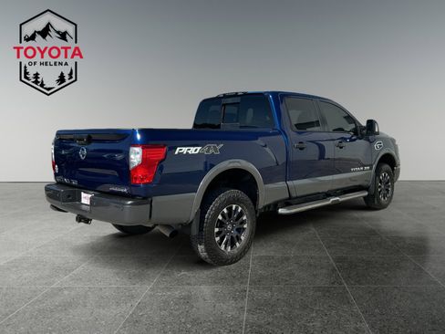 Used 2017 Nissan Titan PRO-4X w/ Pro-4x Convenience Package AWD/4WD image 5
