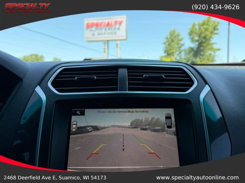 Used 2016 Ford Explorer Limited w/ Equipment Group 301A AWD/4WD image 30