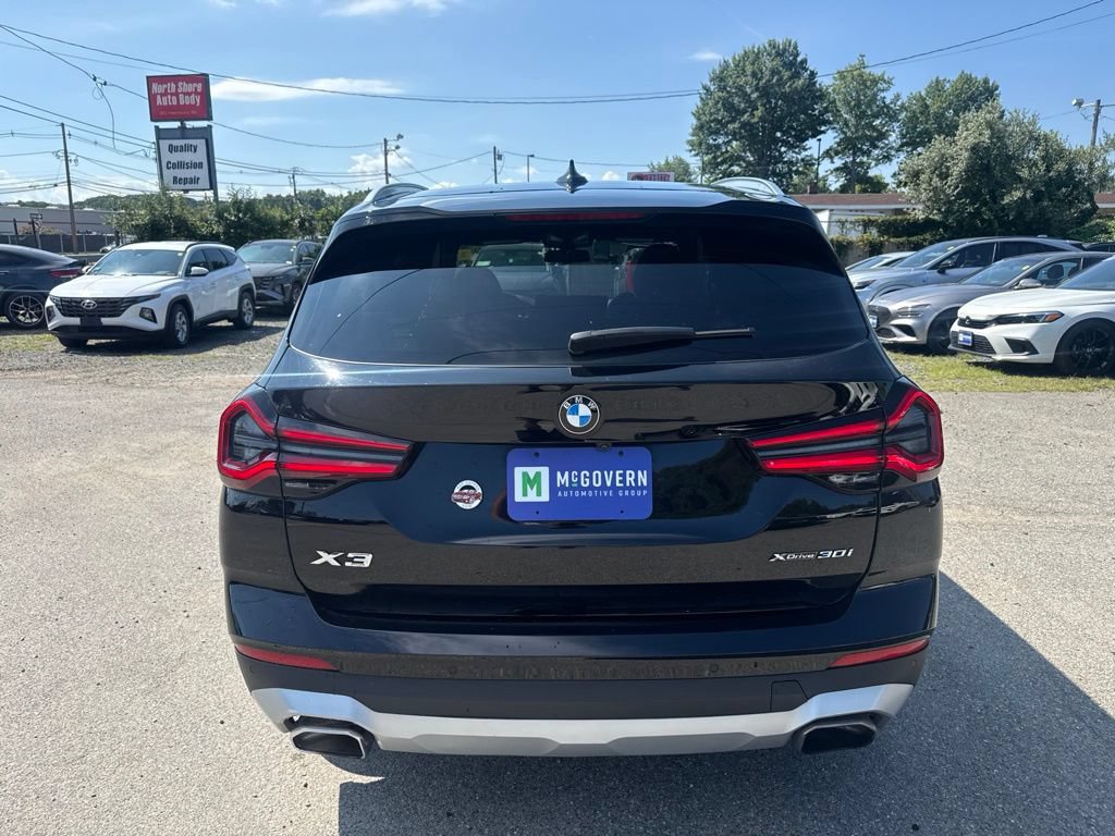 Used 2023 BMW X3 xDrive30i w/ Premium Package w/ZPA AWD/4WD image 6