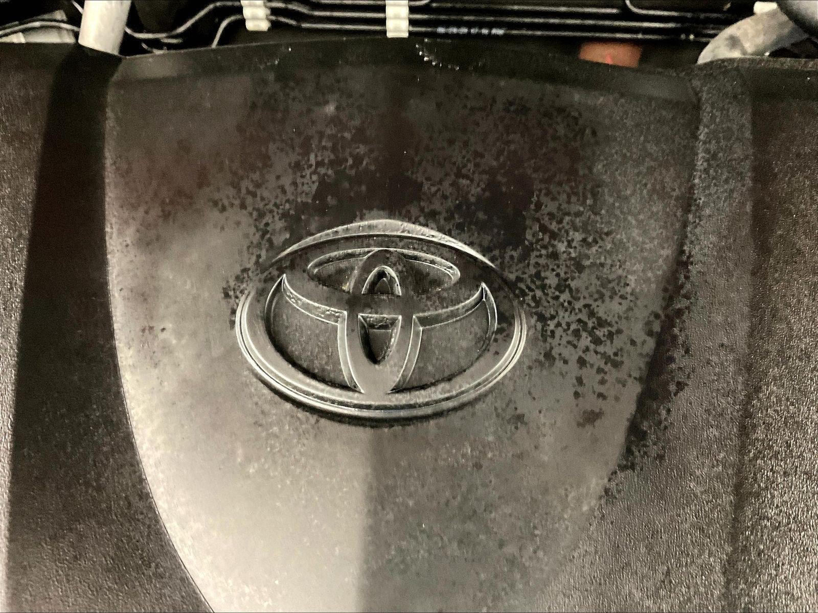 Used 2021 Toyota RAV4 XLE w/ Convenience Package AWD/4WD image 31