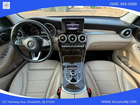 Used 2017 Mercedes-Benz GLC 300 4MATIC image 19