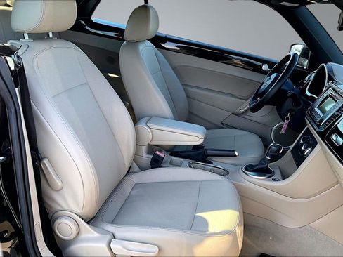 Used 2016 Volkswagen Beetle 1.8T S image 7