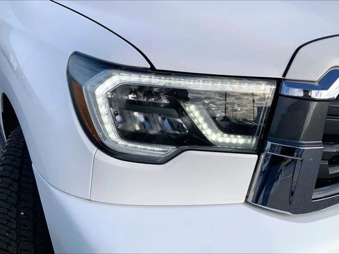 Used 2018 Toyota Sequoia SR5 w/ Premium Package image 25