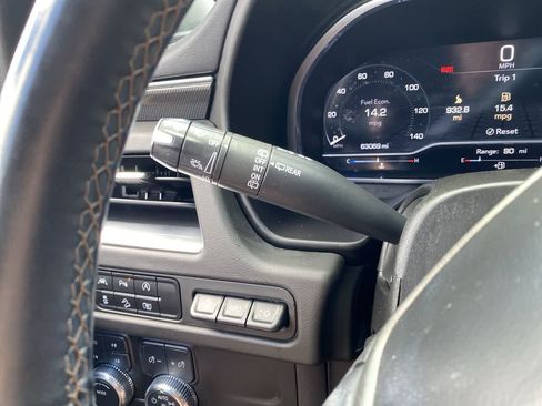 Used 2023 GMC Yukon AT4 w/ AT4 Premium Package AWD/4WD image 22