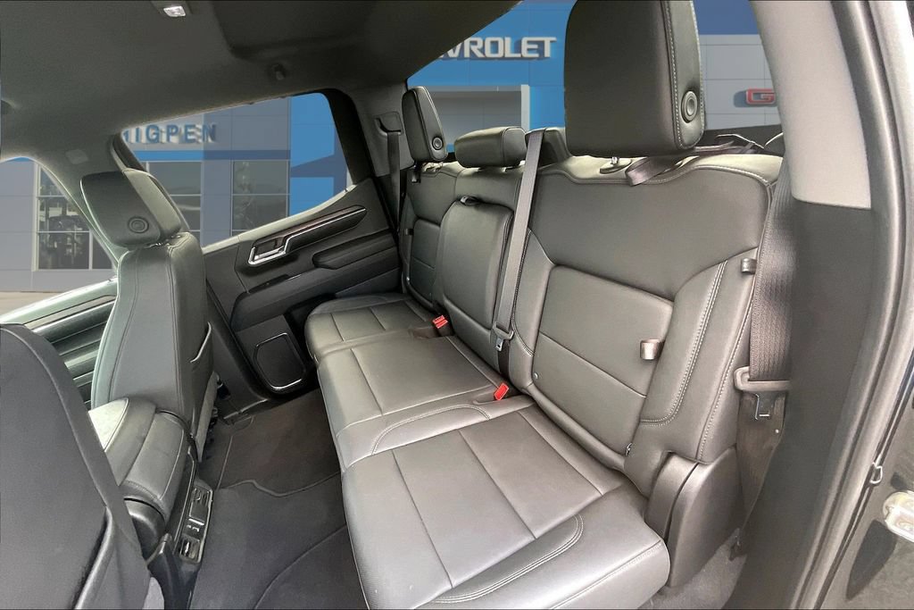 Used 2024 GMC Sierra 1500 SLT AWD/4WD image 23