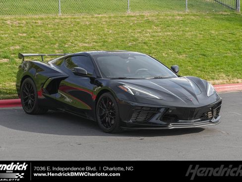 Used 2024 Chevrolet Corvette Stingray Preferred Cpe w/ Z51 Performance Package image 1