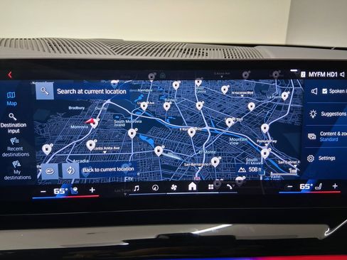 Used 2025 BMW M5 w/ Carbon Package image 27