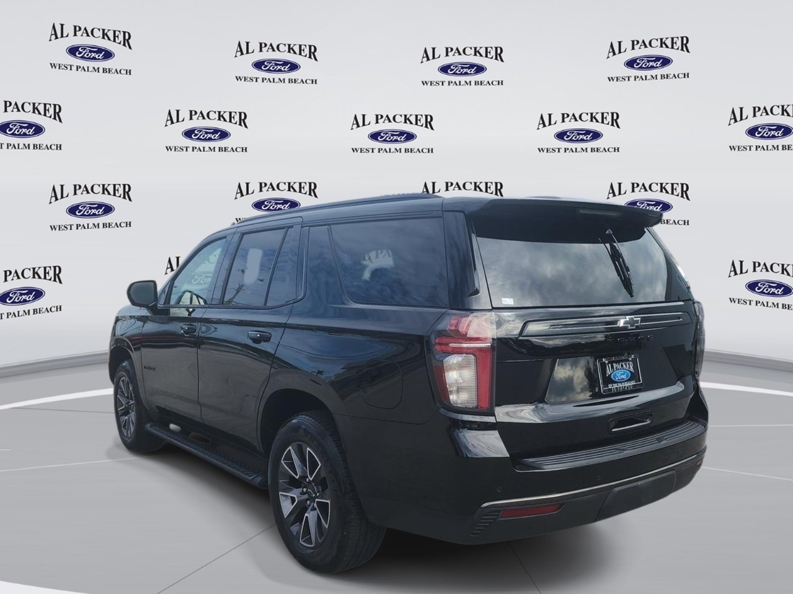 Used 2021 Chevrolet Tahoe Z71 AWD/4WD image 3