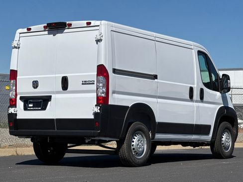 New 2026 RAM ProMaster 1500 w/ Convenience Group FWD image 3