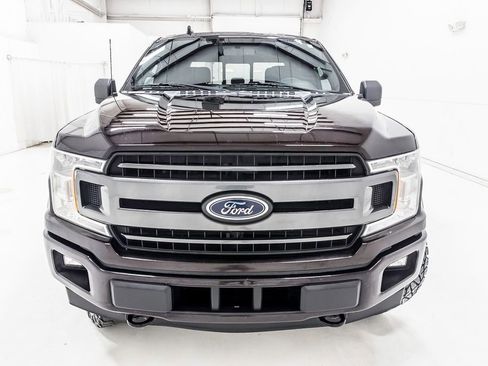 Used 2018 Ford F150 XLT w/ Equipment Group 302A Luxury AWD/4WD image 11