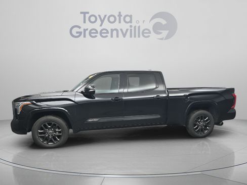 Used 2023 Toyota Tundra Platinum AWD/4WD image 5