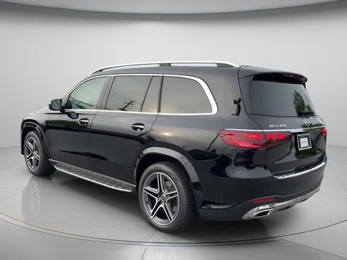 New 2026 Mercedes-Benz GLS 450 4MATIC image 4
