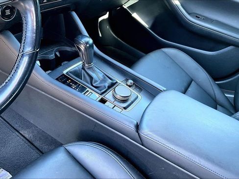 Used 2023 MAZDA MAZDA3 s image 9