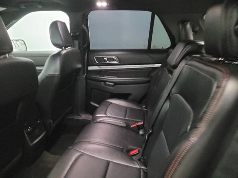 Used 2018 Ford Explorer Sport AWD/4WD image 18