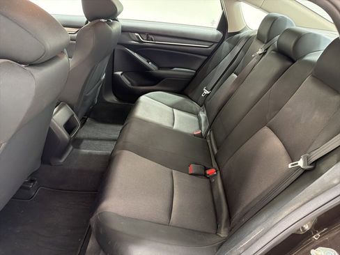 Used 2018 Honda Accord LX image 22