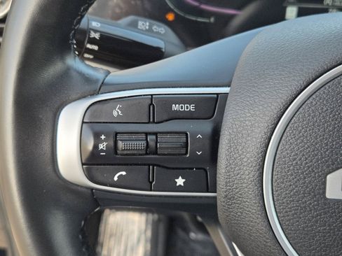 Used 2023 Kia Sportage EX FWD image 16