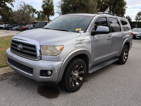 Used 2010 Toyota Sequoia SR5 image 1