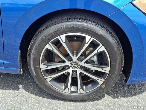 Used 2023 Volkswagen Jetta Sport FWD image 11