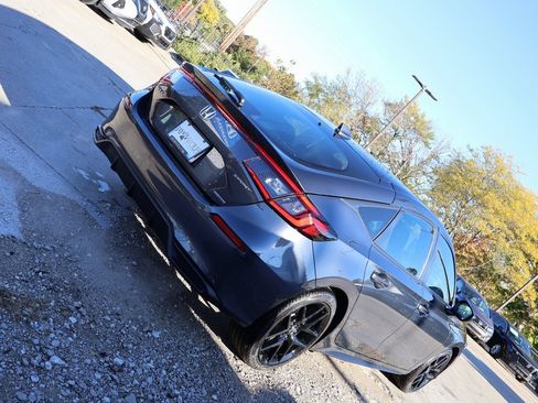 Certified 2025 Honda Civic Sport image 7