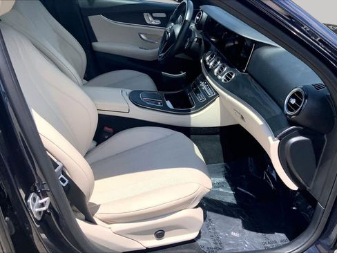 Used 2023 Mercedes-Benz E 350 Sedan image 9
