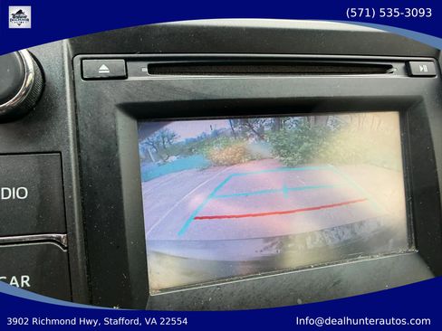 Used 2015 Toyota Camry SE FWD image 27
