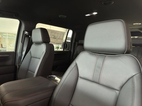 New 2026 Chevrolet Suburban RST w/ Comfort Package image 4