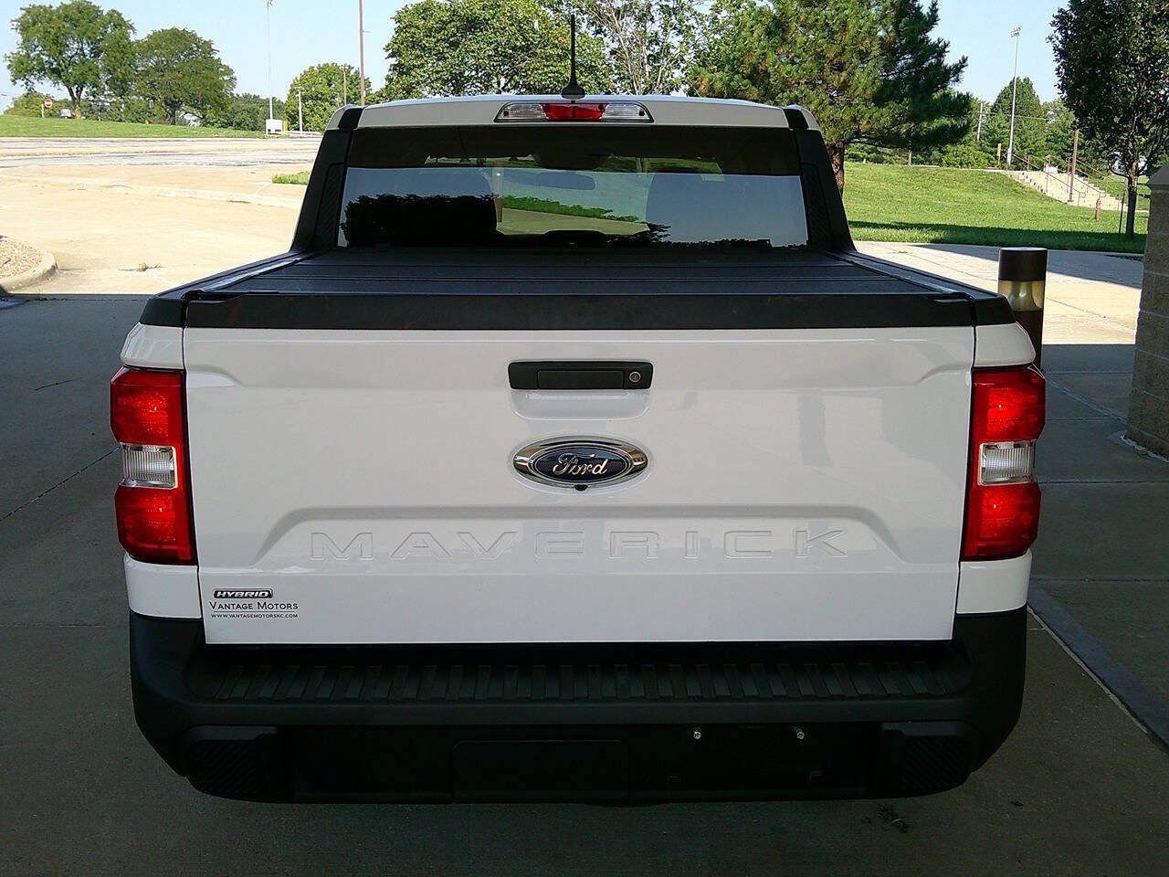 Used 2023 Ford Maverick XLT FWD image 6