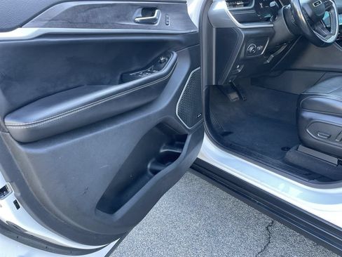 Certified 2021 Jeep Grand Cherokee L Limited AWD/4WD image 14