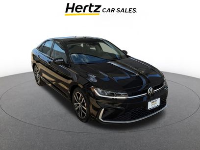 Used 2025 Volkswagen Jetta SE