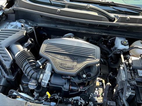 Used 2024 Cadillac XT6 Premium Luxury image 59