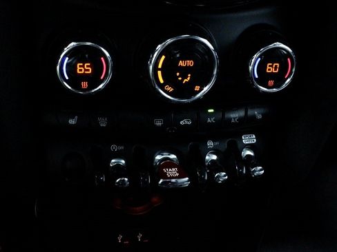 Used 2020 MINI Cooper S image 31