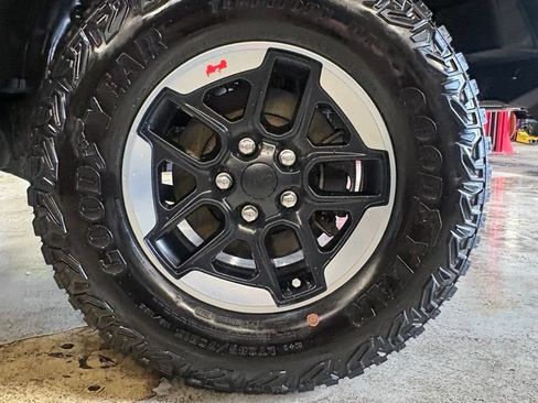 Used 2019 Jeep Wrangler Unlimited Rubicon AWD/4WD image 30