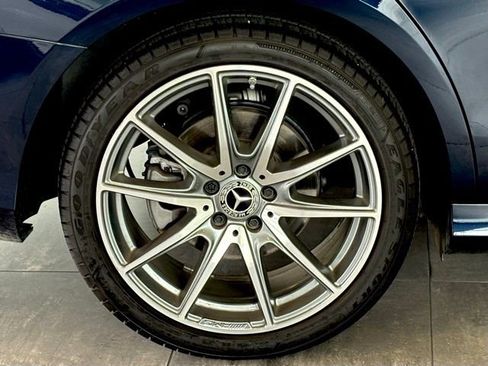 Used 2022 Mercedes-Benz E 350 Sedan image 38