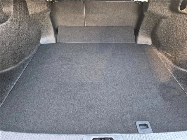 Used 2024 Toyota Camry SE FWD image 6