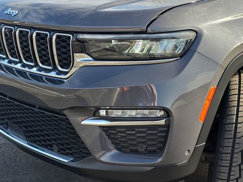 Used 2022 Jeep Grand Cherokee Limited 4xe w/ Luxury Tech Group II image 36