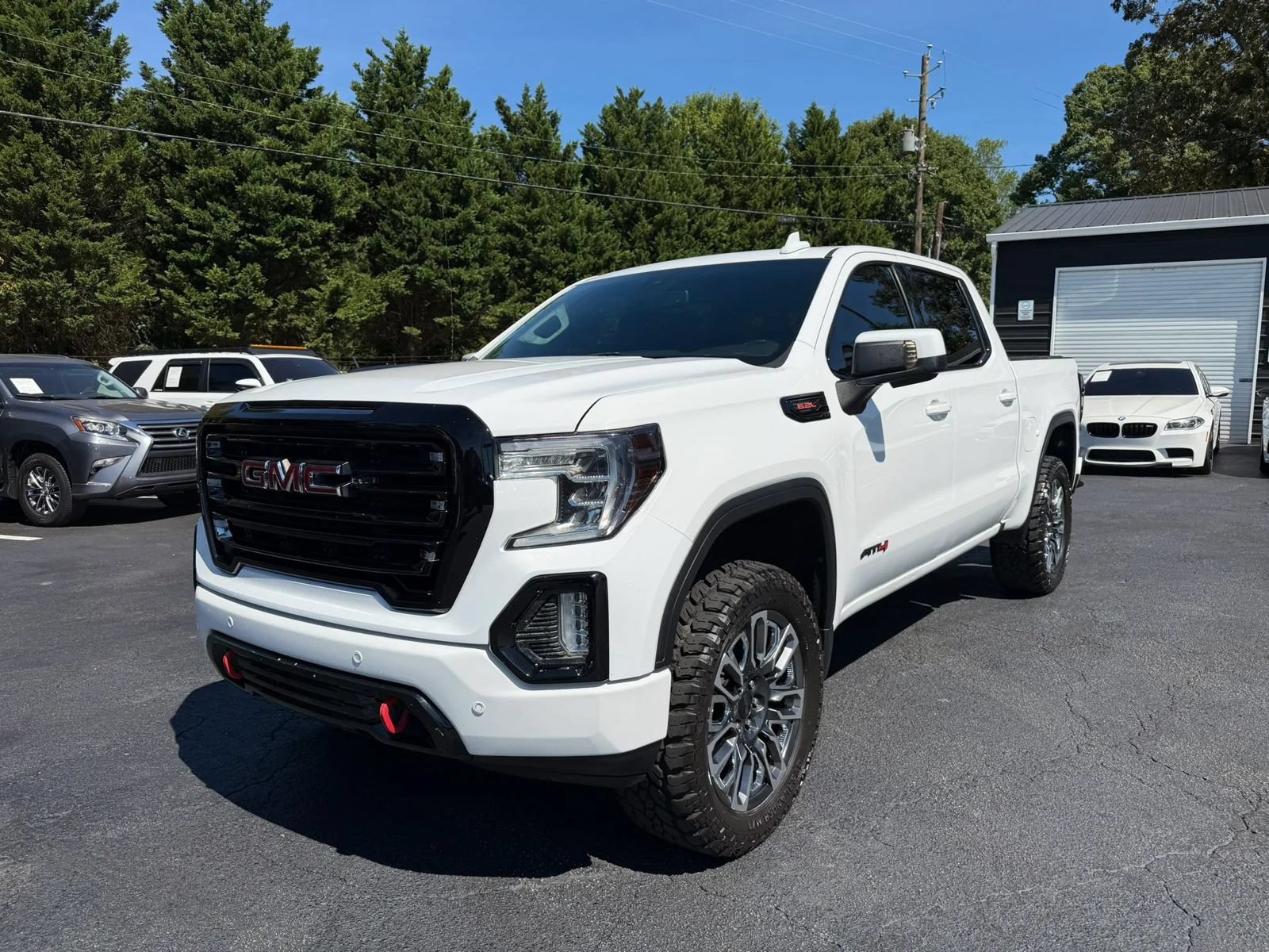 Used 2019 GMC Sierra 1500 AT4 w/ AT4 Premium Package AWD/4WD image 3