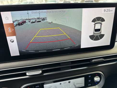 Used 2025 Genesis GV60 RWD image 27